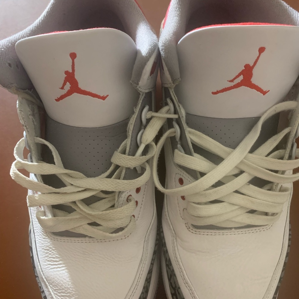 Jordan Men's White and Red Sneakers